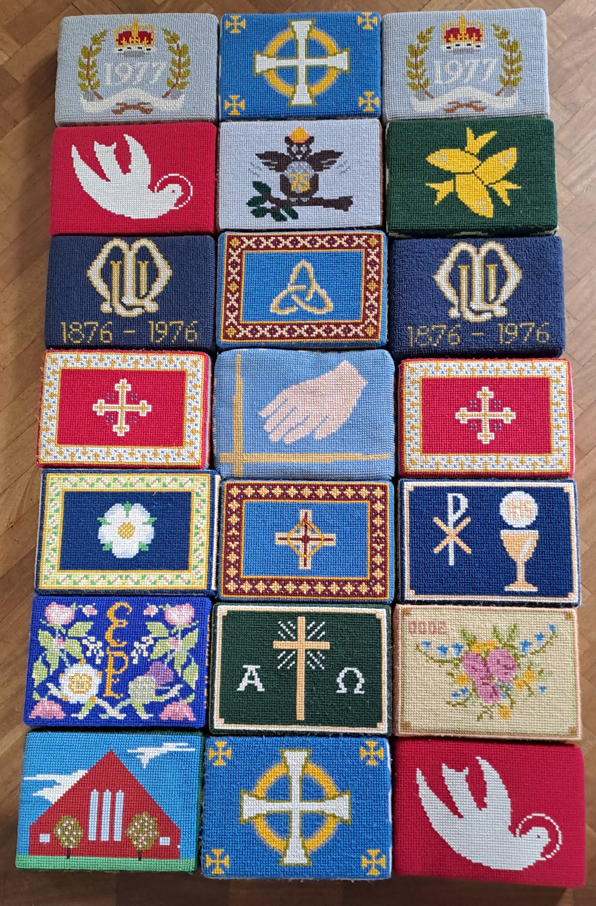 Kneelers-picture